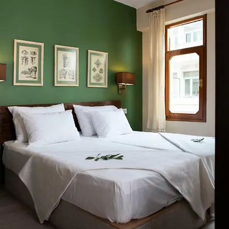 Luwı Boutıque 3*
